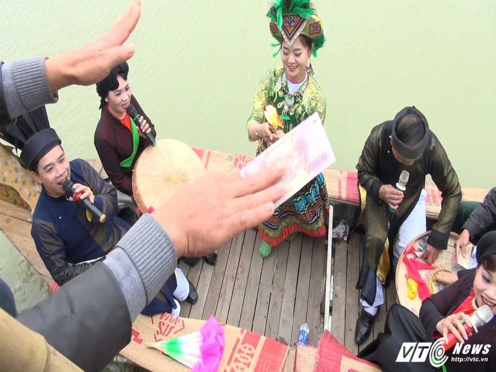 Sequence 02.Still008