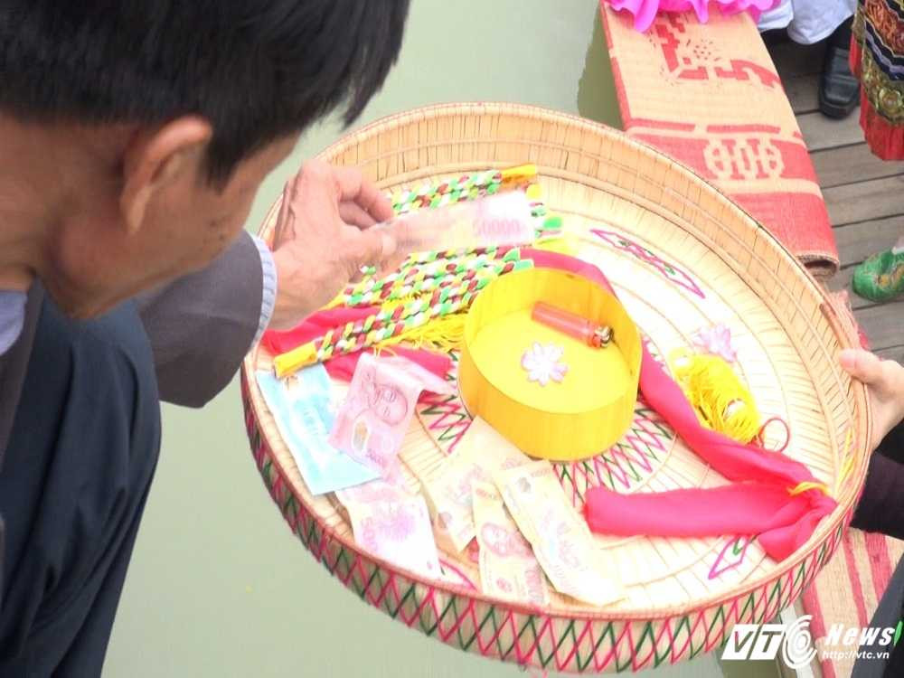 Sequence 02.Still009