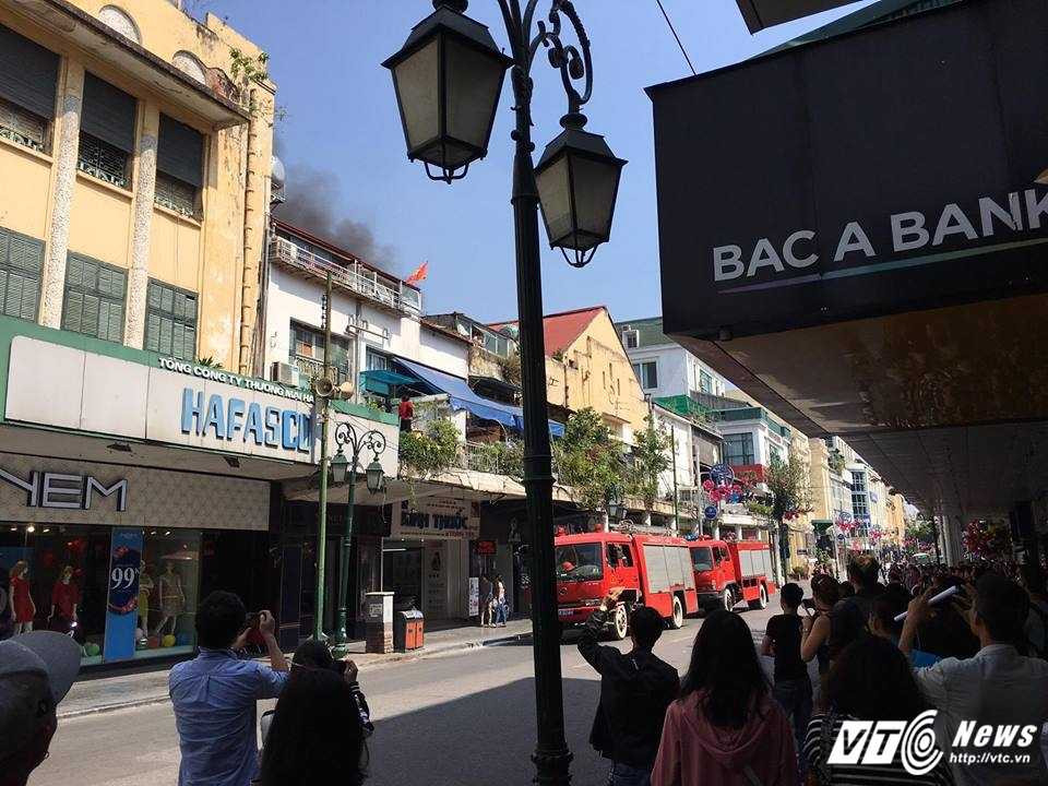 16809054_1203817883068672_310544927_n