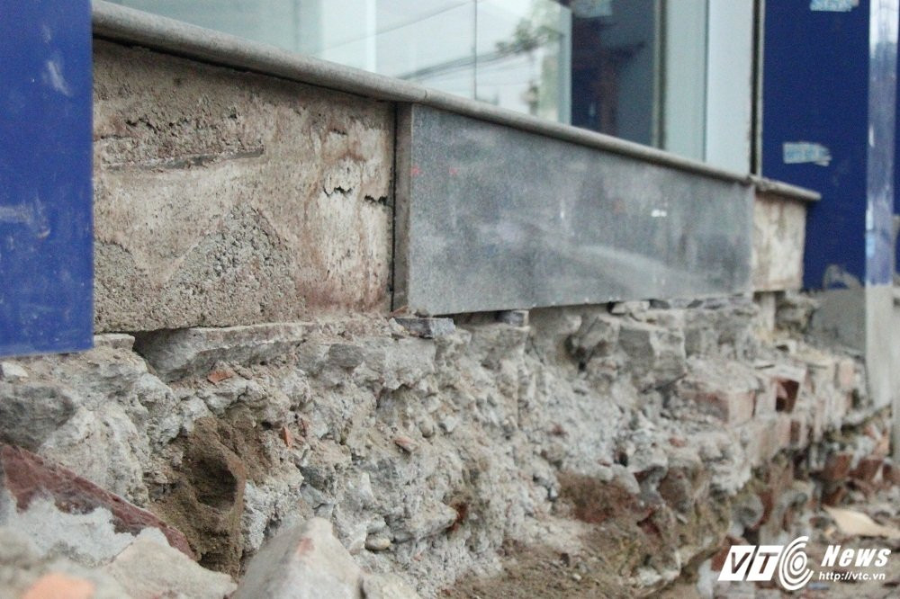 Hinh anh Pho phuong Ha Noi sau 1 thang ra quan dep via he 13