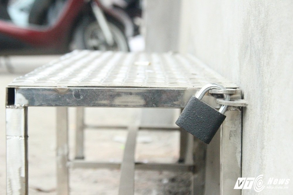 Hinh anh Pho phuong Ha Noi sau 1 thang ra quan dep via he 15