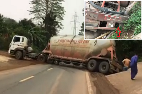 Hinh anh Xe bon mac ket, hang loat phuong tien ‘chon chan’ tren quoc lo 6