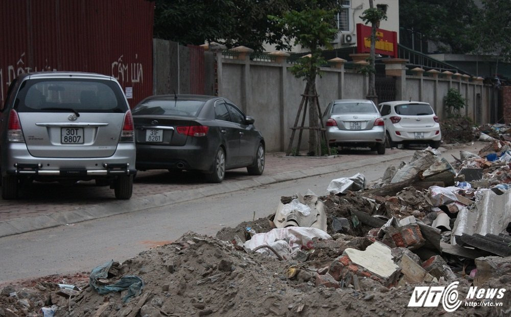 Hinh anh Phe thai bua vay 'duong cong mem mai' 9