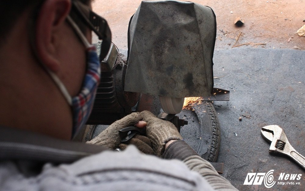 Hinh anh Nguoi phu nu hon 30 nam giu lua lo ren o Ha Noi 5