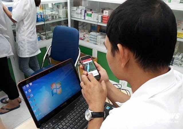 Hinh anh Cuop xe Range Rover tong lien hoan tren pho Ha Noi: Loi ke cua nhan chung