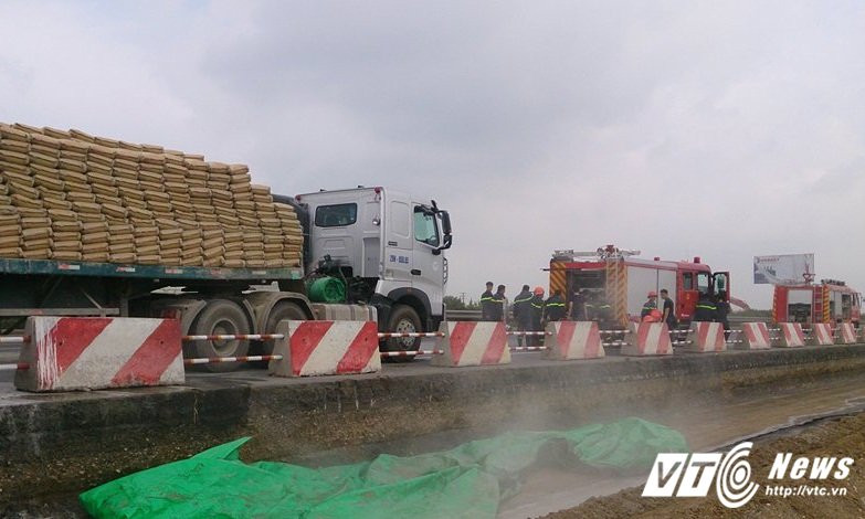 19114434_1071652836271245_1525308104_n 4