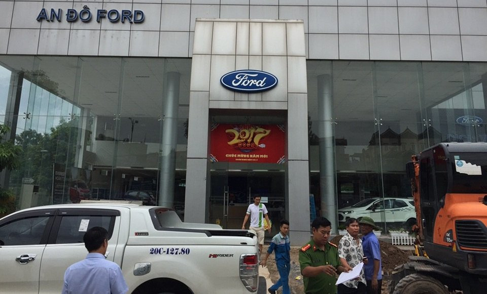 19621829_1198898386881903_1222530781_n