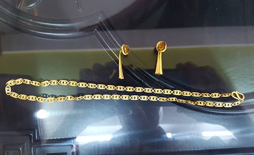 22207347_815666925280716_1466418250_n