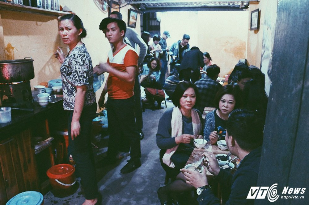 2017-11-28 11.21.35 1