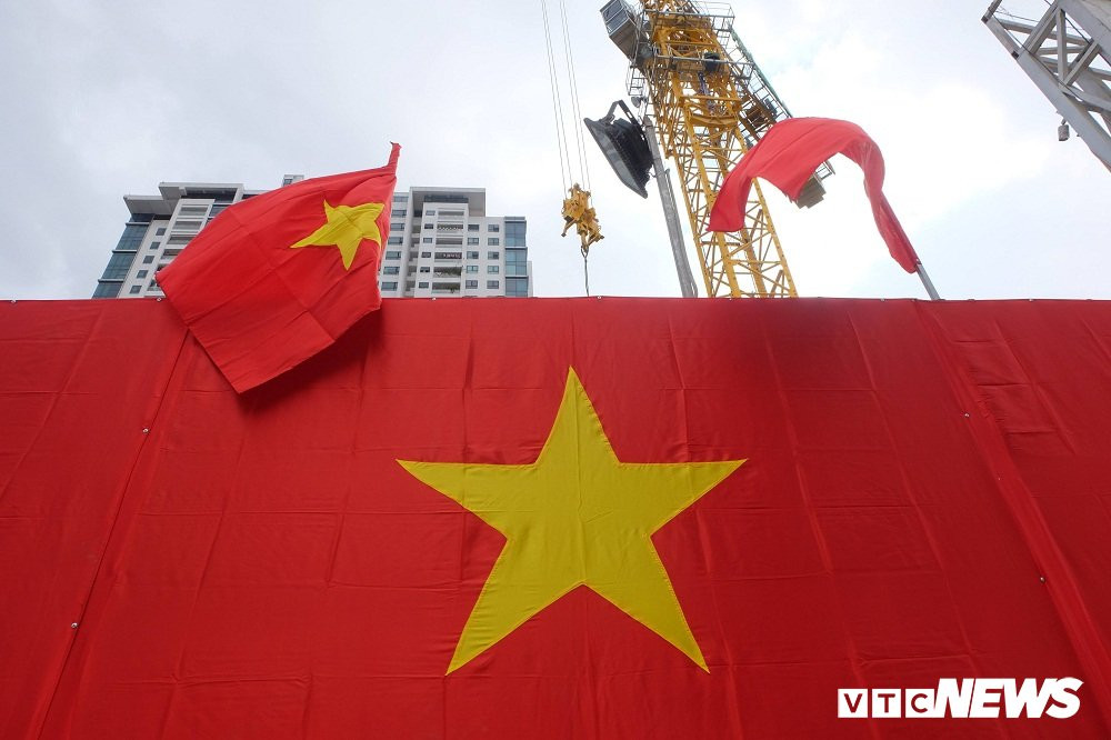 27399028_1576415795761267_485513474_o 8