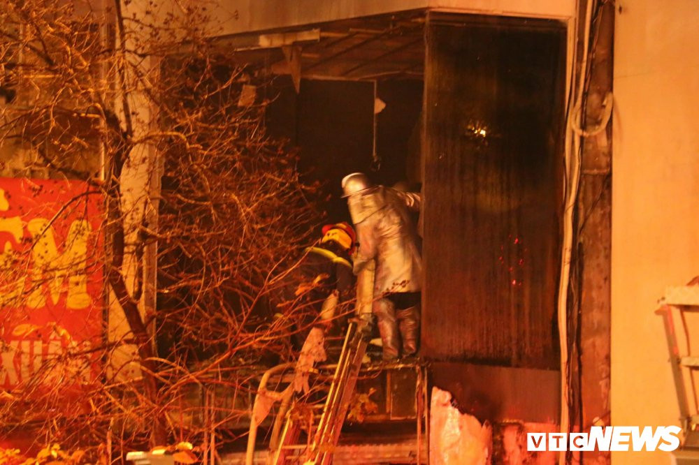 27836504_1449414608514151_2079344273_o 5