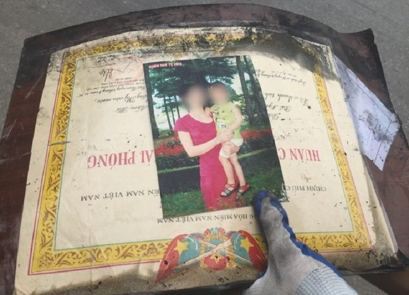 307852502107675322796949412727137n-15243899418601016338284