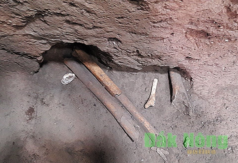 hang dong nui lua1 (1)