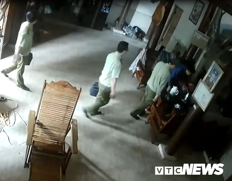 Can-bo-qltt-den-nha-thay-lang 4