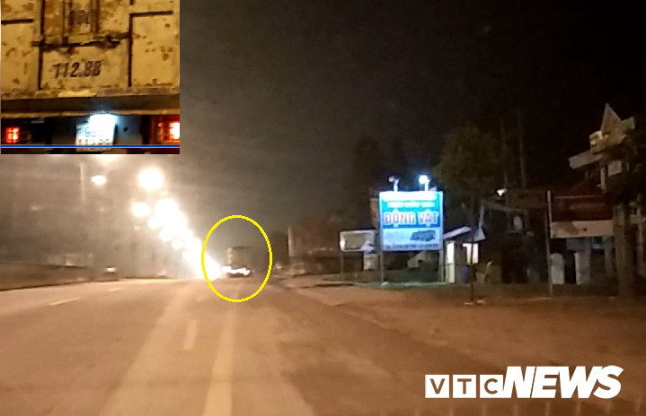 Xe-tai-cho-lon-khong-phun-thuoc-phong-dich 3