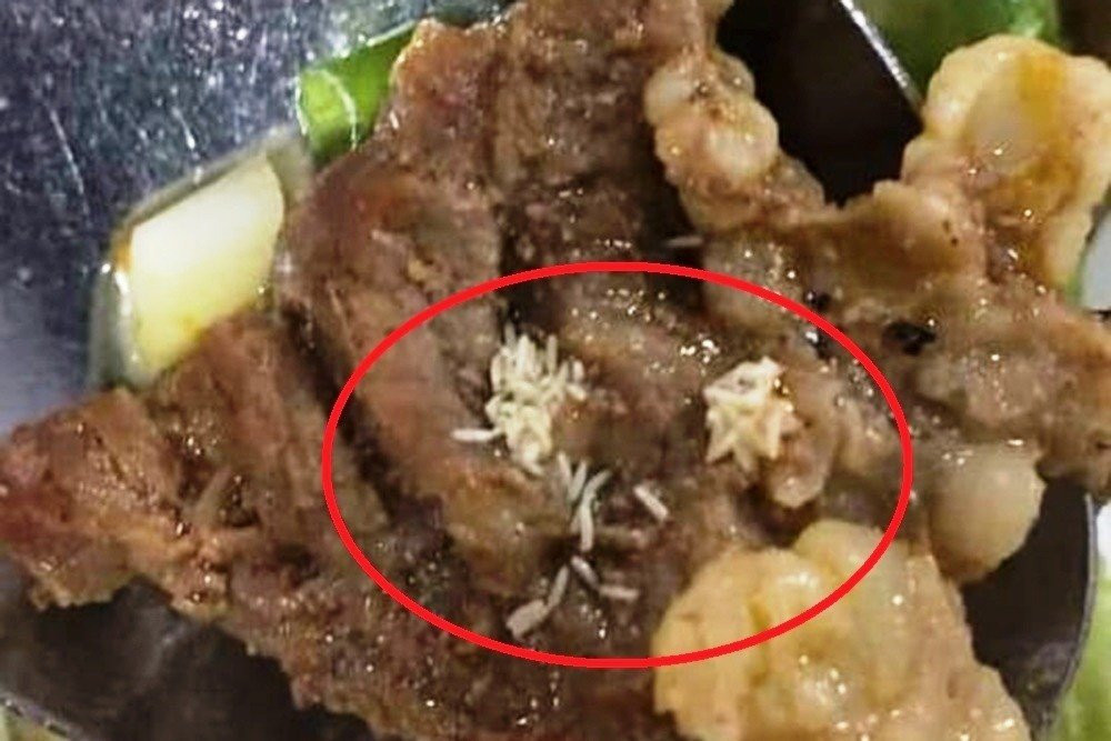 thuc-an-cong-nhan-co-doi