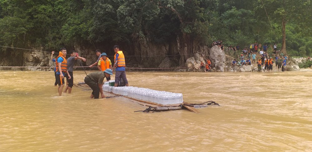 A2 uu tien nuoc sach va mi tom 4