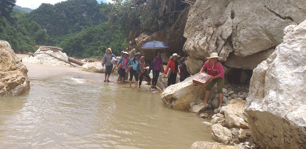 A4 men theo bo suoi 6