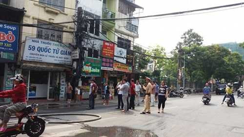 chay-lon-tai-ngoi-nha-cao