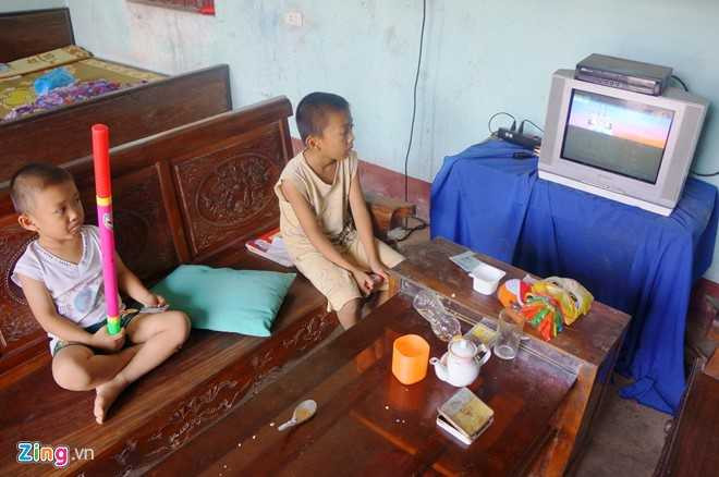 Vo mong vi xay phong tro 'an theo' nha may Vinaxuki hinh anh 9