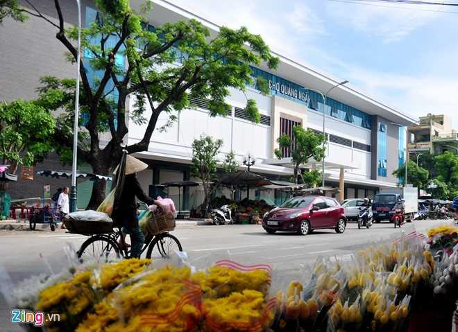 Ben trong cho dau moi 160 ty xay lai sau hoa hoan hinh anh 1