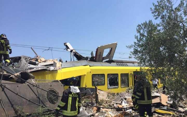 13631603_Italy_debris-large_trans++EDjTm7JpzhSGR1_8ApEWQA1vLvhkMtVb21dMmpQBfEs