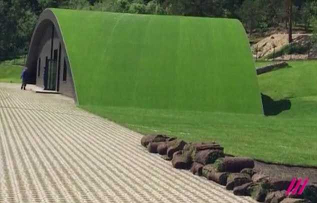 3927D61300000578-3823132-image-a-45_1475746342109