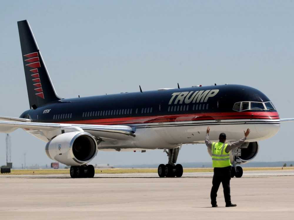 donald-trump-boeing-757