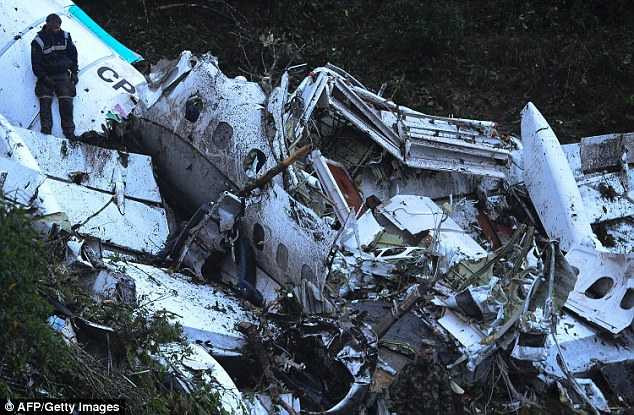 3ADB9E9600000578-3985102-Investigators_say_it_is_very_suspicious_that_the_plane_did_not_e-a-36_1480528036678