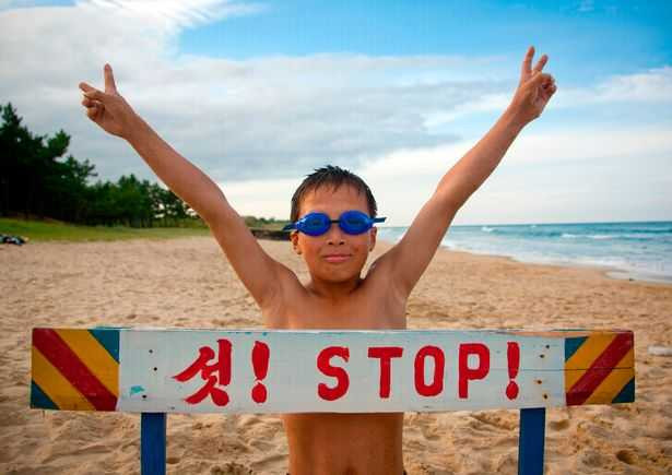 PAY-AIRBNB-IN-NORTH-KOREA (10)