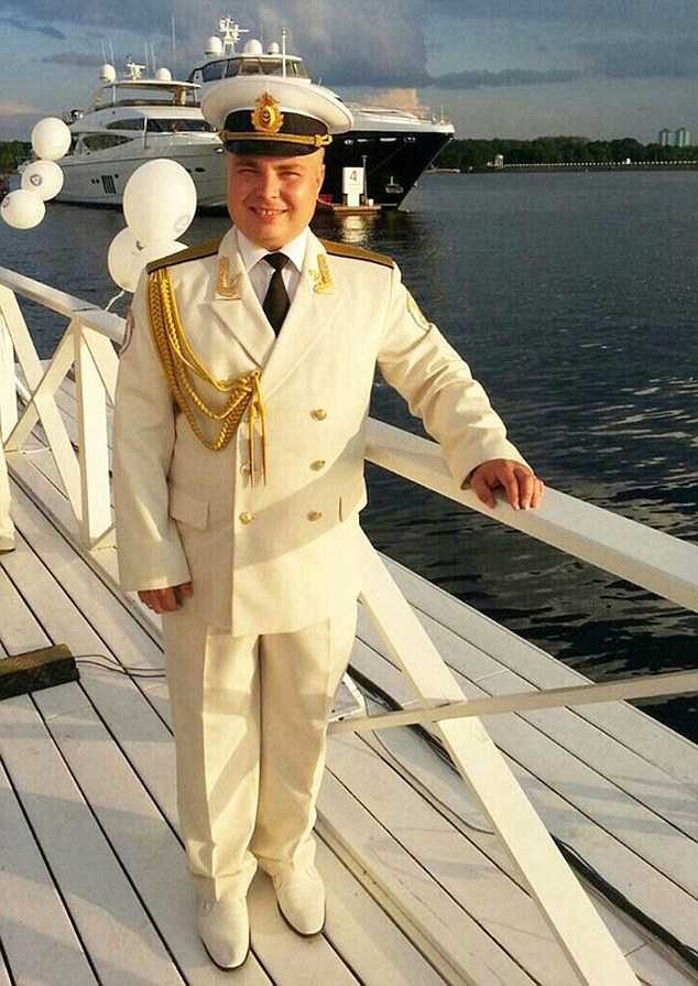 3BA16FED00000578-4064628-image-m-54_1482679847316