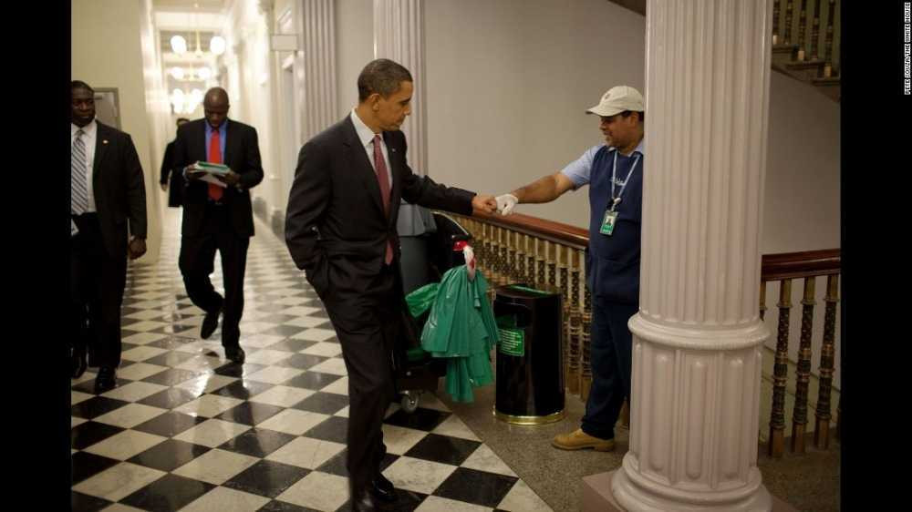 161020131039-16-obama-presidency-super-169