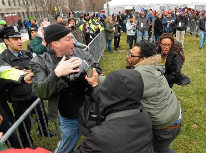 Protest-7-1484952369_660x0