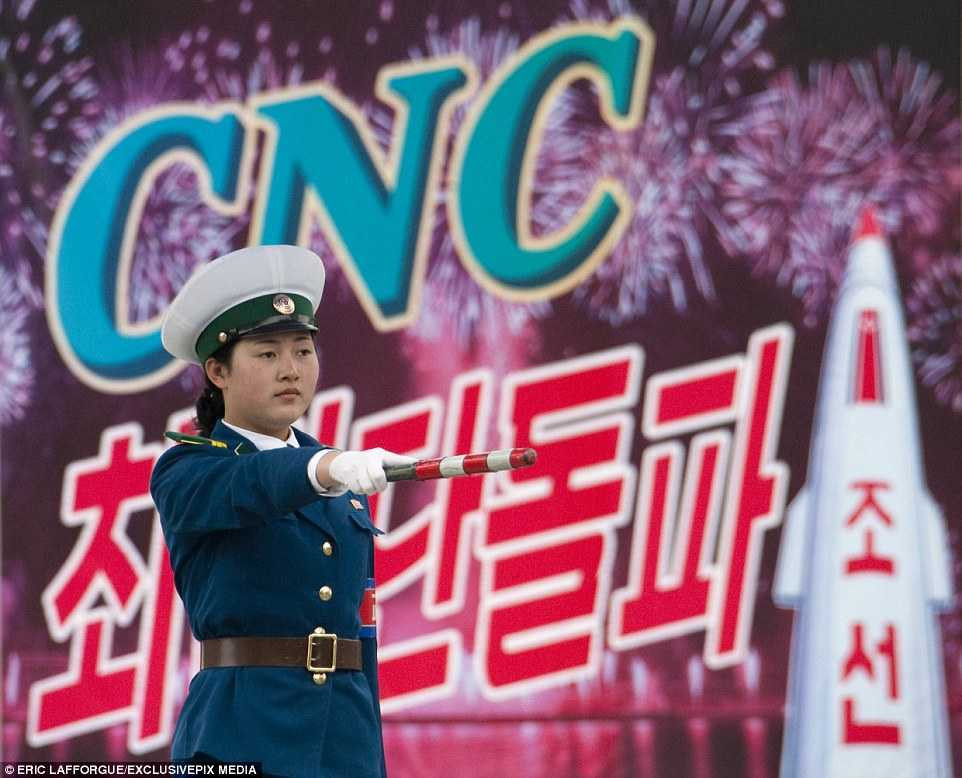 3C90FB2300000578-4167284-image-a-2_1485626886334