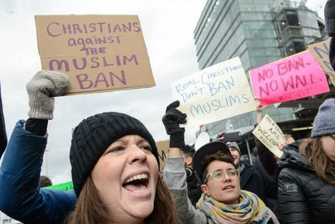 zing_bieu_tinh_cam_trump_1