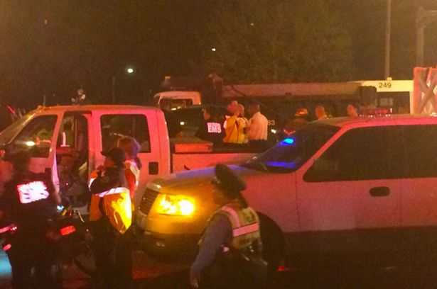Many-injured-after-truck-ploughs-into-crowd-at-Mardi-Gras-in-New-Orleans (2)