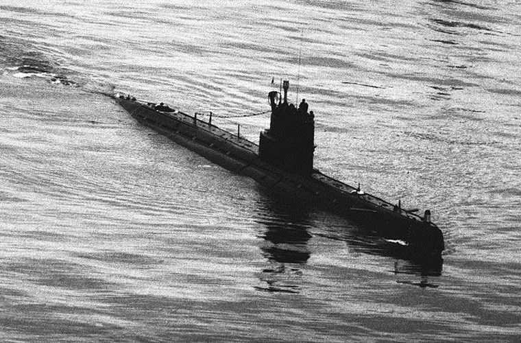 bat-ngo-loai-tau-ngam-viet-nam-suyt-so-huu-nhung-nam-1980-hinh-10