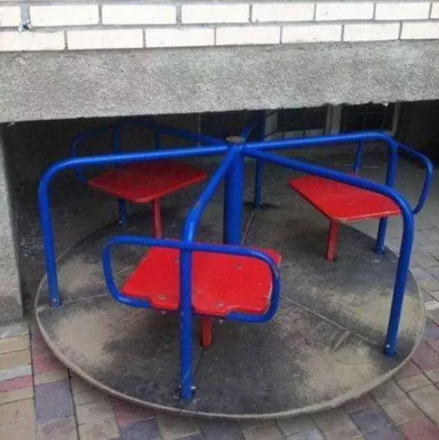 3EC7DA6B00000578-4364890-image-m-116_1490887230891