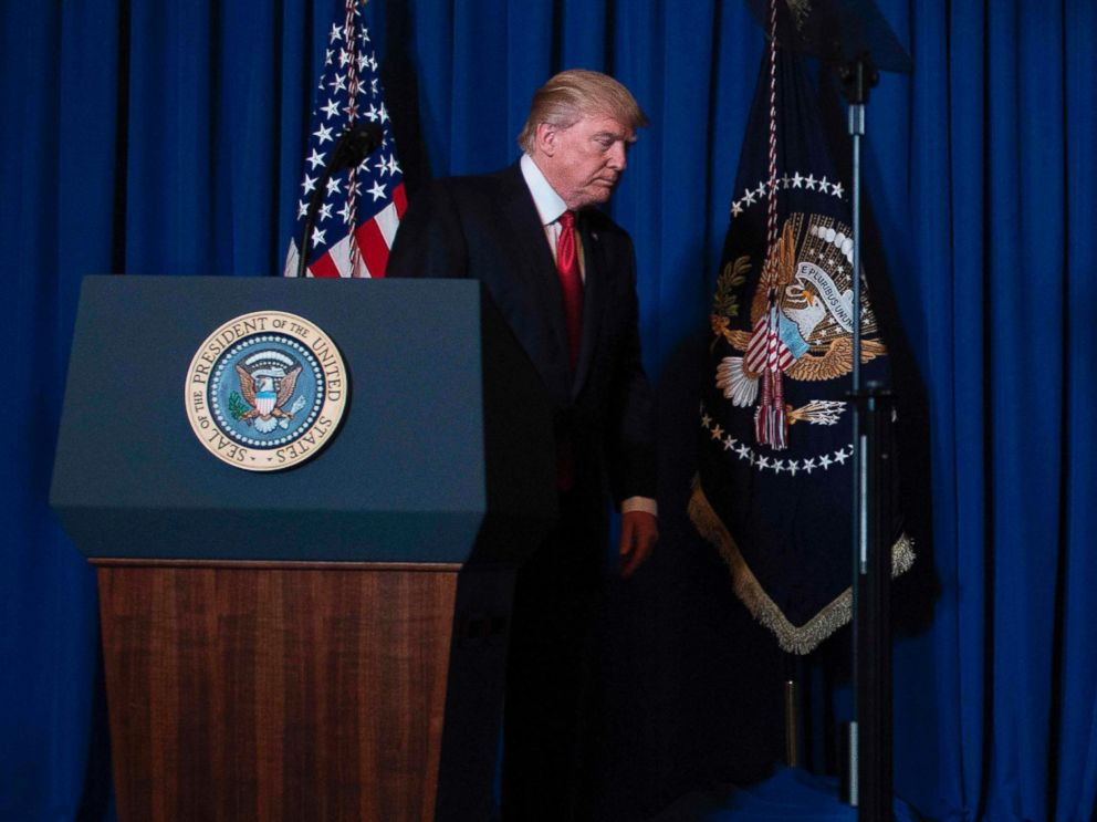 gty-donald-trump-syria-03-jc-170406_4x3_992