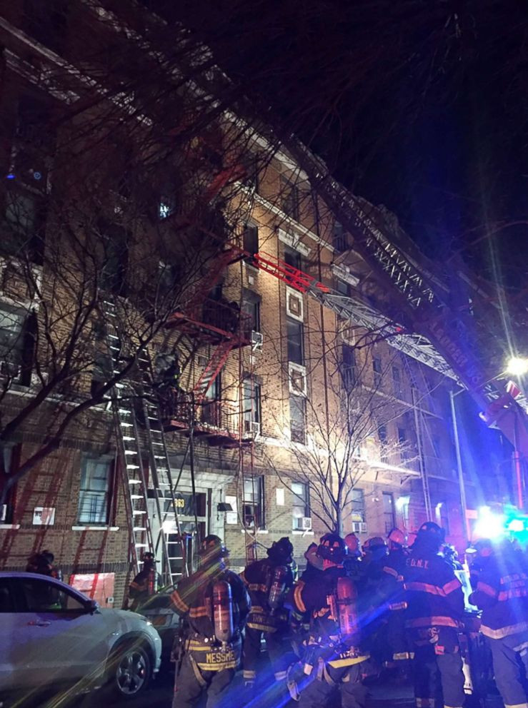 bronx-fire-ht-01jpo-171228_3x4_992