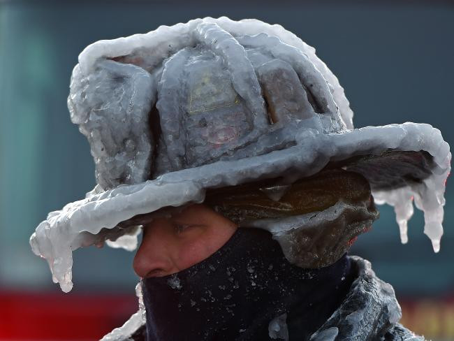 f987253b4ef6a7f9f981543fb9f54638 3