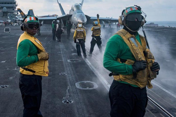 tau_san_bay_carl_vinson_1_KGNP 11