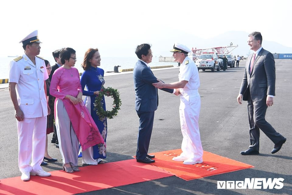 28721983_10210948241642361_811436011_n