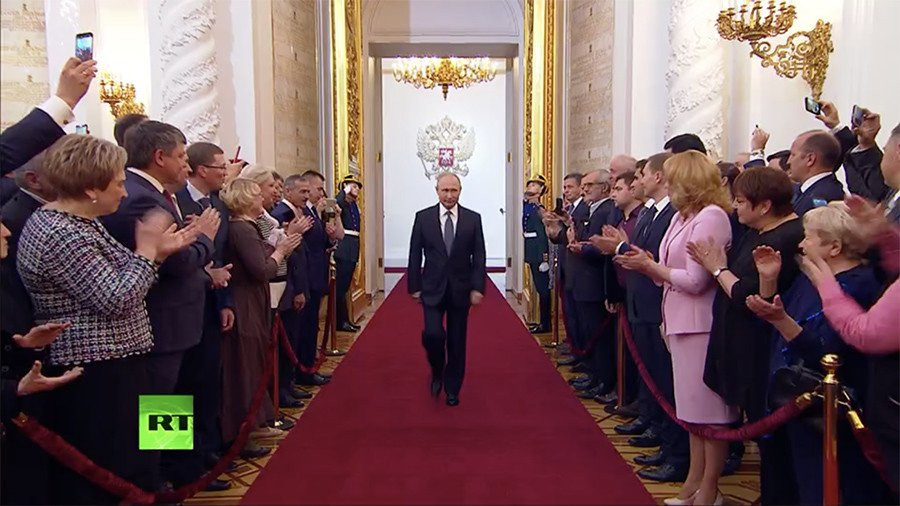 5af0162cfc7e93d9368b45eb