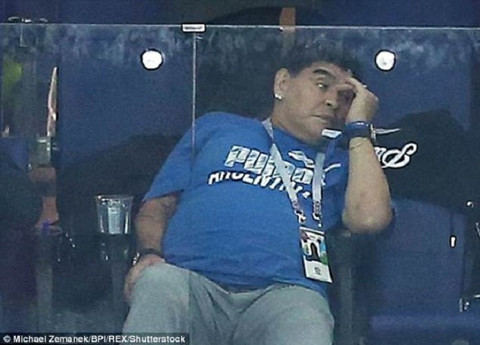 4D816FF900000578-0-Capturing_the_disappointment_of_his_nation_was_Maradona_who_had_-m-36_1529625251400 14