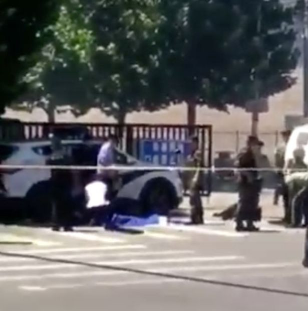 0_US-embassy-explosion 3