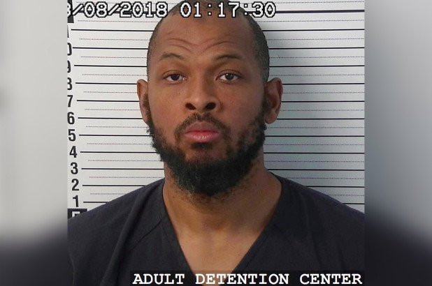 080818-nm-compound-feature