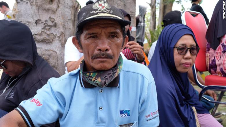 181004172519-03-palu-indonesia-earthquake-0410-exlarge-169