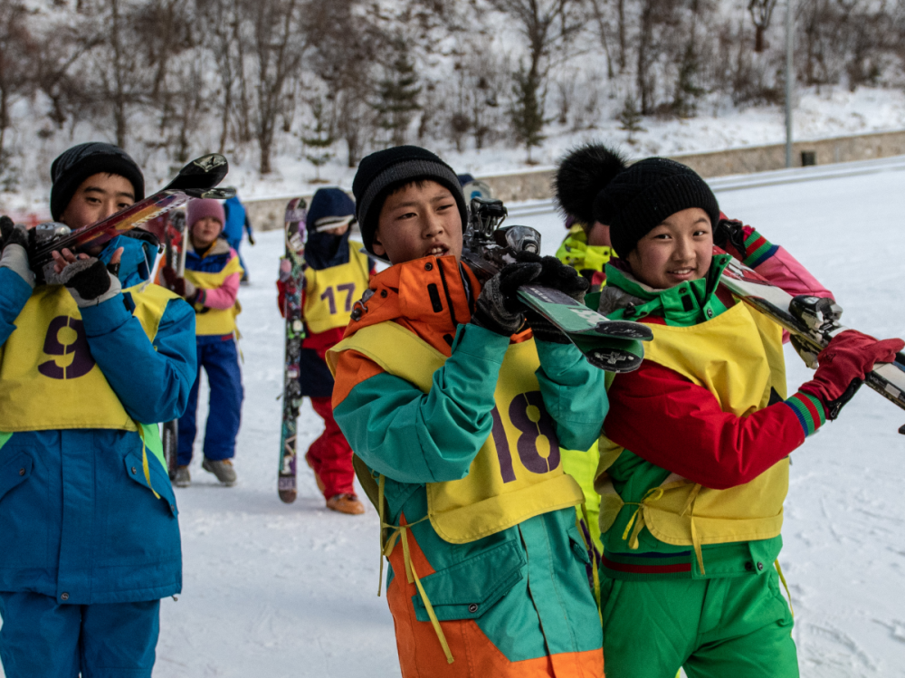 5c76a85beb3ce828a90abd42 12