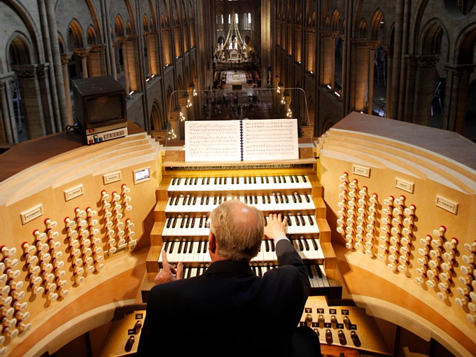 8-1555404552-2220-1555407934 3